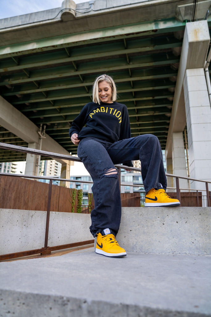 THND " Ambition" Crewneck - The Hustle Never Dies.  Warm , Perfect  men and women in the fall and winter. 
