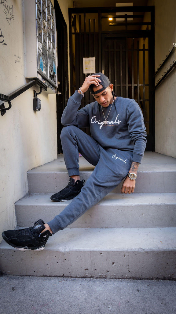 THND "ORIGINALS" JOGGING SUIT For the Fall and Winter weather- The Hustle Never Dies.  Warm and great quality.  For men and women.  Available in various colours- Dark Heather/Grey